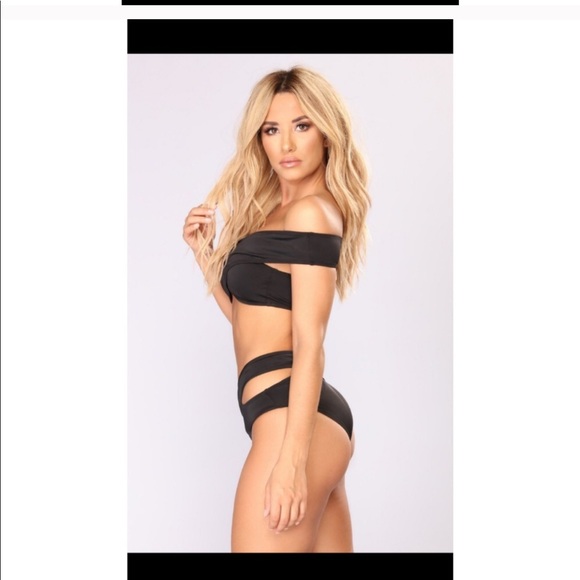 Fashion Nova bikini - Picture 2 of 3